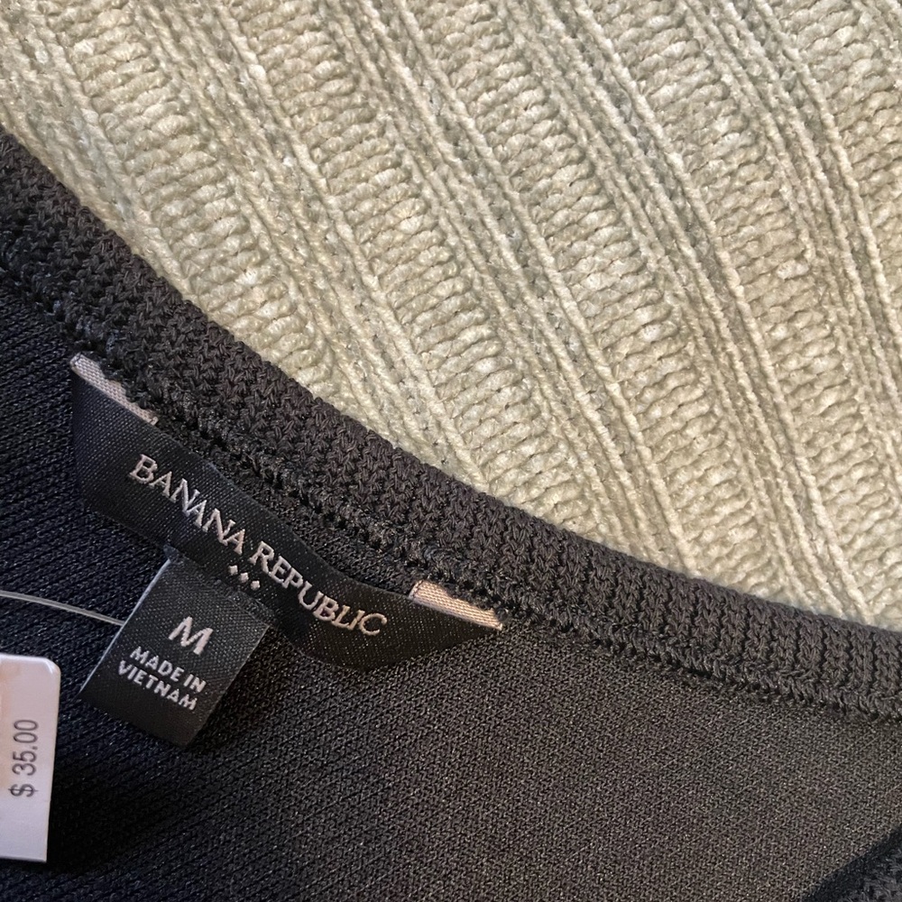 Banana Republic One-Shoulder Ribbed Top, Size M - Picture 3 of 5